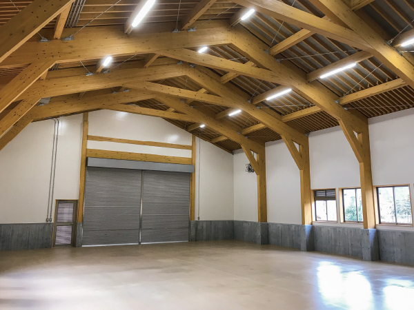 石川ウッドセンター 木材乾燥・養生保管棟内観